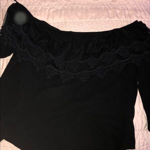 Off the solder black top